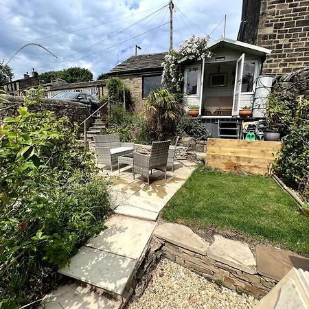 17Th Century Cottage With Hidden Garden Steeton Bagian luar foto