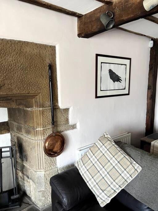 17Th Century Cottage With Hidden Garden Steeton Bagian luar foto